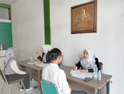 Puluhan Calon Mahasiswa Baru Universitas Madani Indonesia Ikuti Tes Wawancara