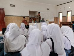 Universitas Madani Indonesia Gelar Sosialisasi di SMK IT Al Kausar Srengat